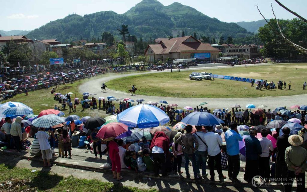 The Bac Ha Race Track