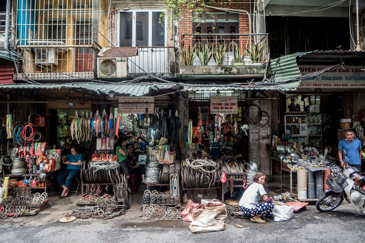 Thieves Market - Hanoi Street Photography